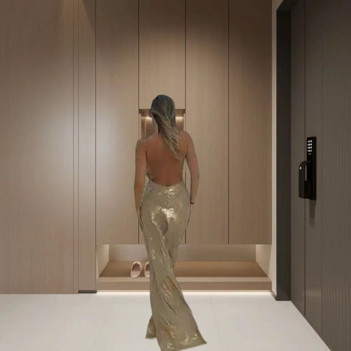 Dame maxikjole med glitrende satin overdel og elegant V-hals Stilla