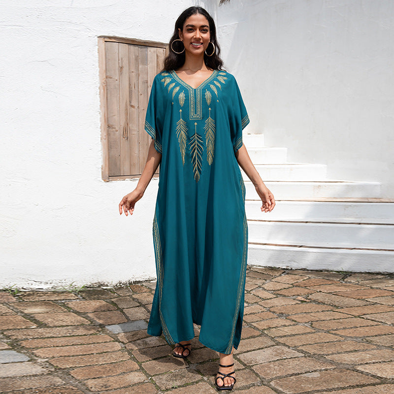 Dame luftig kaftan med elegant broderedesign og sideslids Stilla