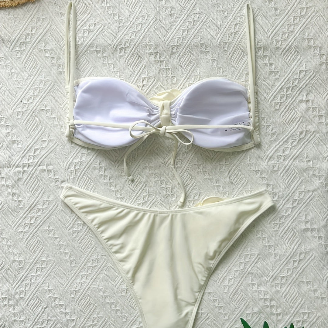 Dame Bikini med blomsterdetalje Stilla