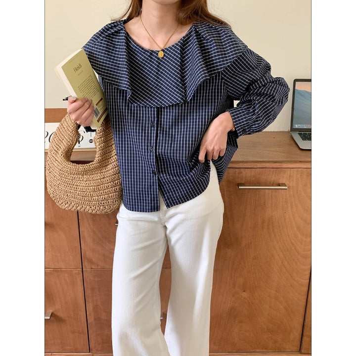 Kvindernes fashionable bluse med rynkede detaljer Stilla