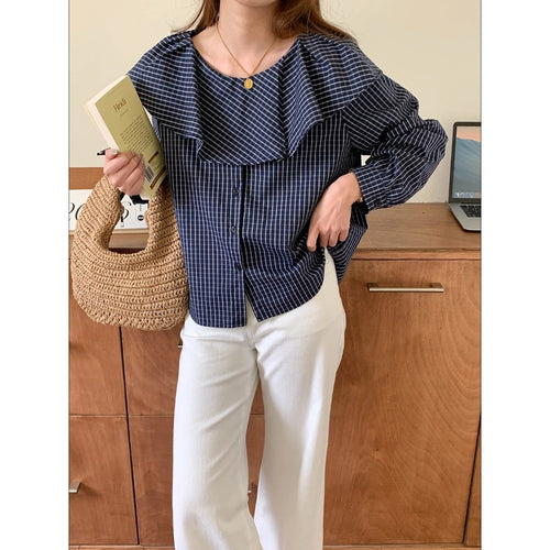 Kvindernes fashionable bluse med rynkede detaljer Stilla