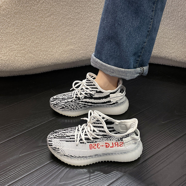 Dame Komfort-Sneakers med åndbar strikdesign og tyk sål Stilla