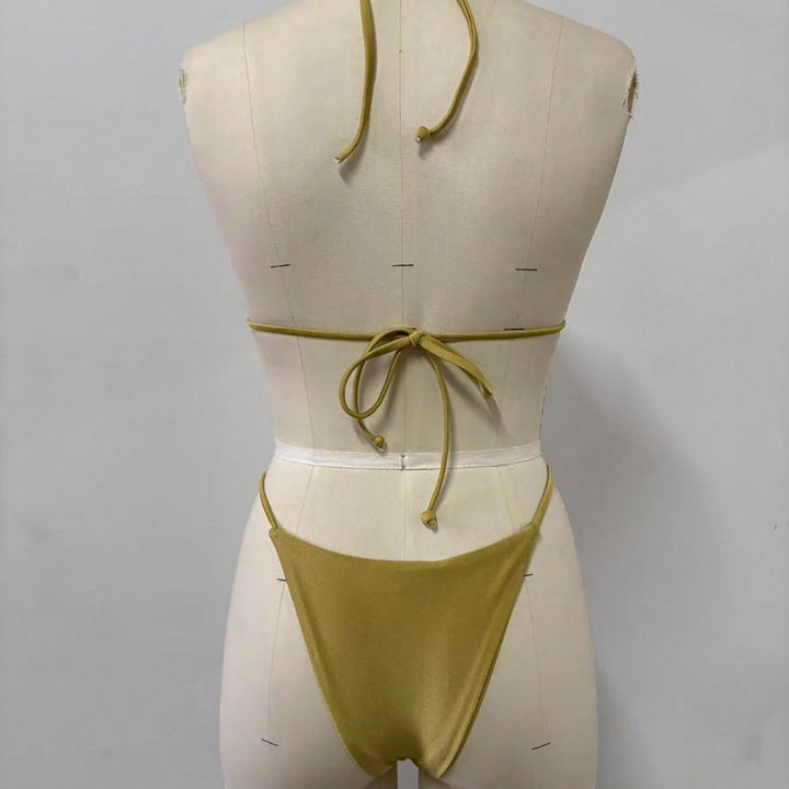 Dame triangel-bikini-sæt med stilfulde metalringe Skovae