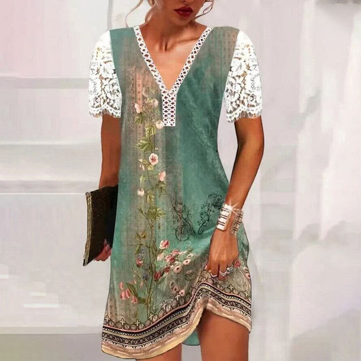 Stilla | Elegant Print Blondeærme V-Hals Kjole