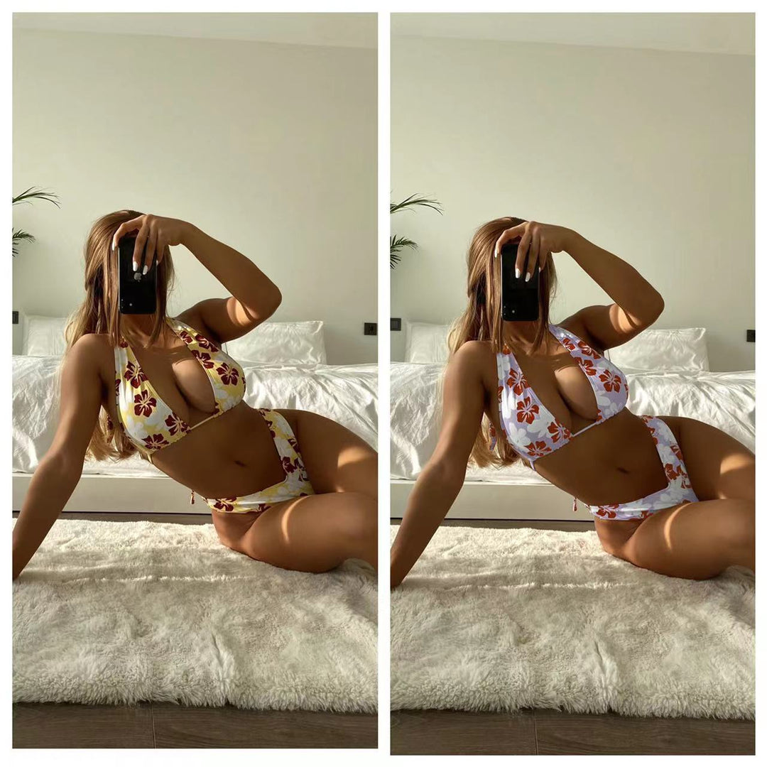 Dame Triangel-Bikini med justerbar trusse og flagrende design Stilla