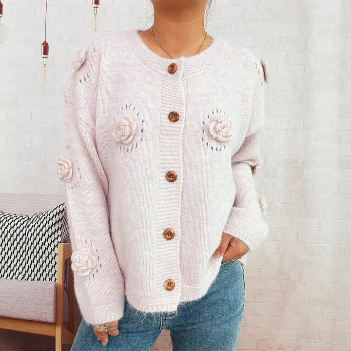 Kvinders hyggelige cardigan med blomsterapplikationer og knaplukning Stilla
