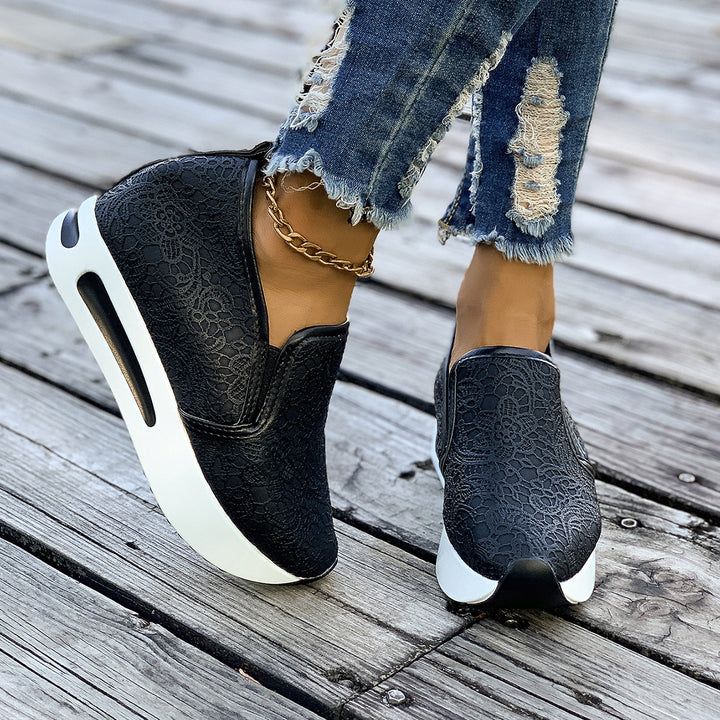Dame Slip-On Sneakers i det elegante spidse design Stilla