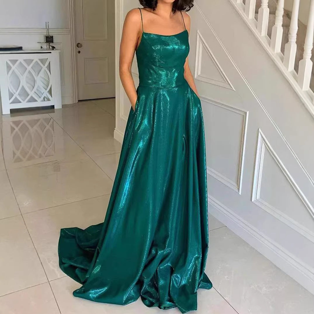 Dame glamour aften kjole med glitrende satin og udvidet nederdel