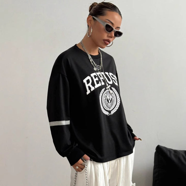 Kvinders Oversized Sweatshirt med Bred Bogstaver og Dekorative Accenter Stilla