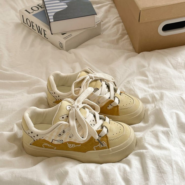 Dame sneakers i legende design med detaljerede dyremotiver og behagelig dæmpning Stilla