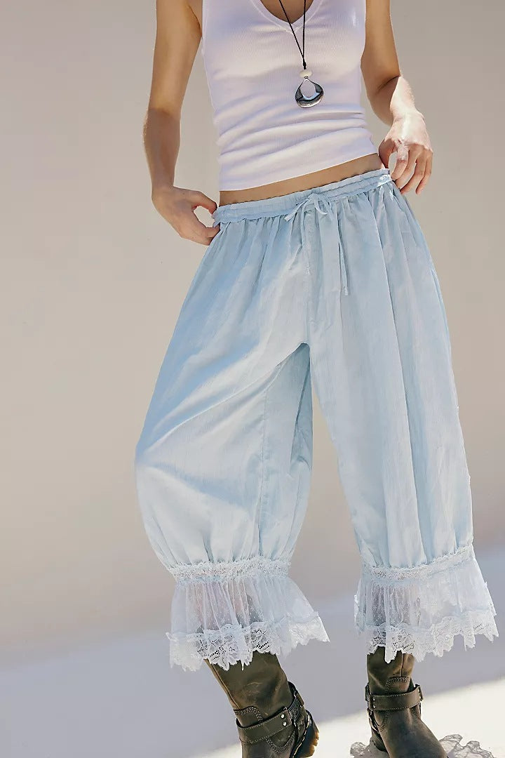Dame Luftig og elegant Culotte med spidsdekoration Skovae