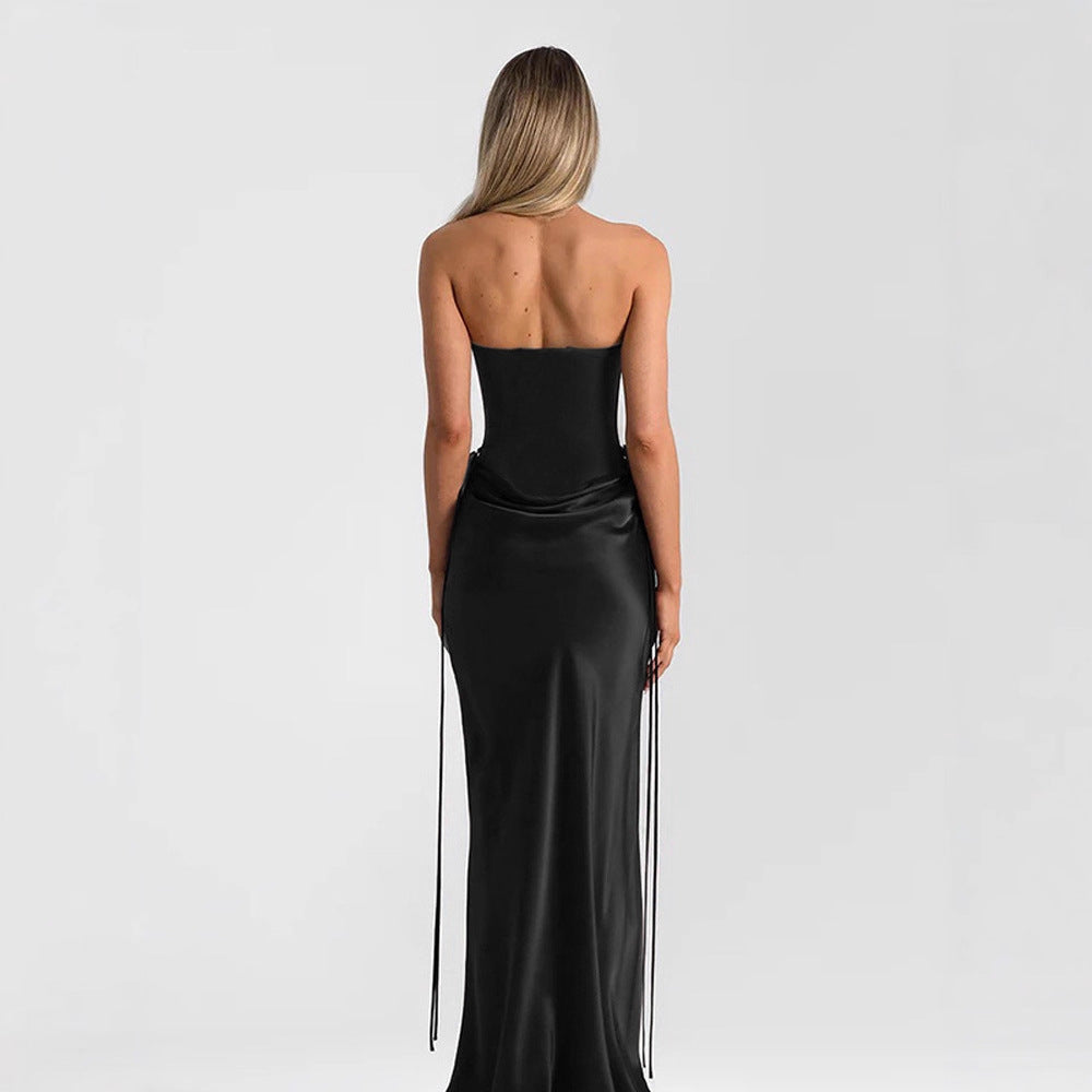 Dame Maxikjole med elegant snit og raffinerede draperinger Skovae
