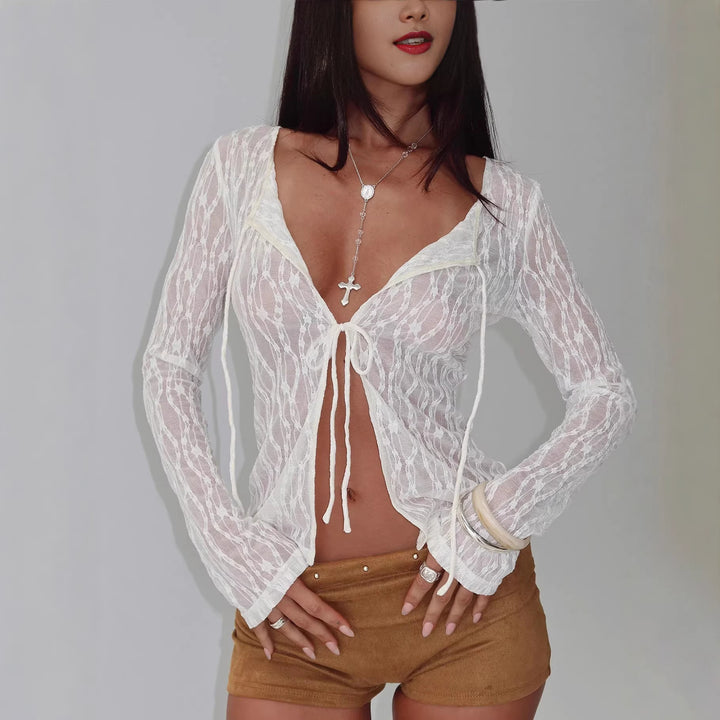 Dame Transparent blonde bluse med dyb V-hals og bånd Skovae