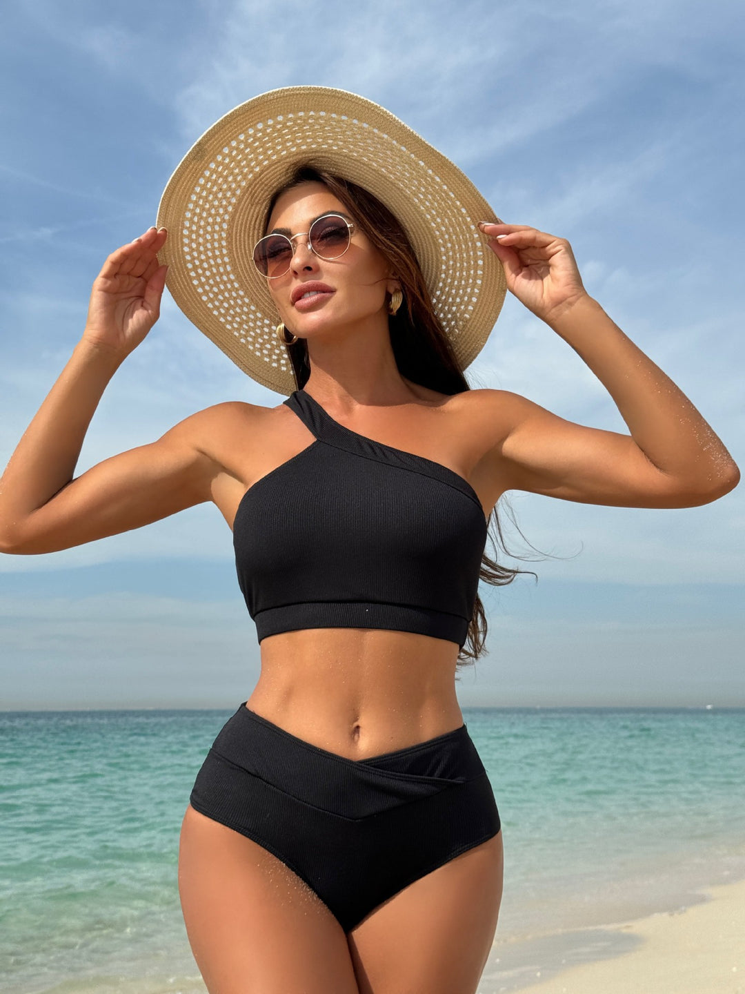 Dame bikini-sæt med asymmetrisk top og høj talje Stilla