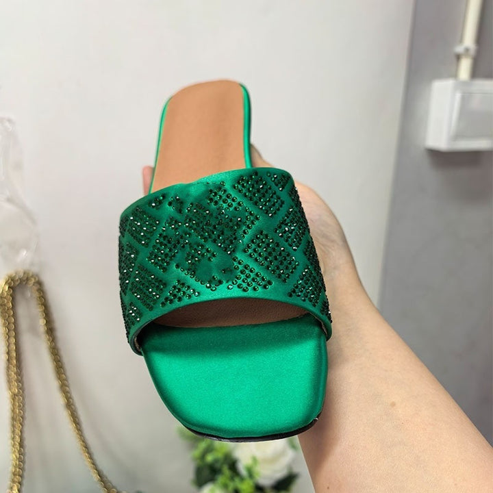 Femme med strass dekorerede slide sandaler Stilla