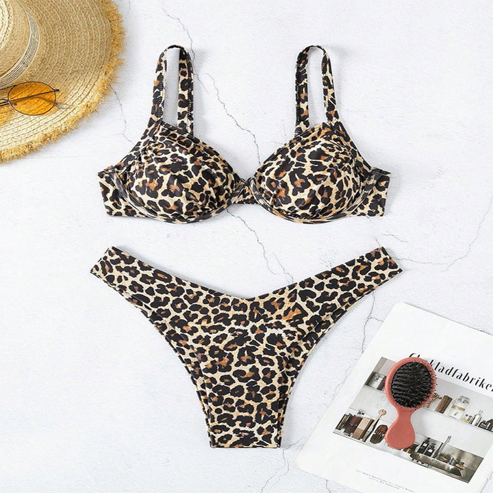 Dame Triangel-Bikini med raffineret leopardmønster Skovae