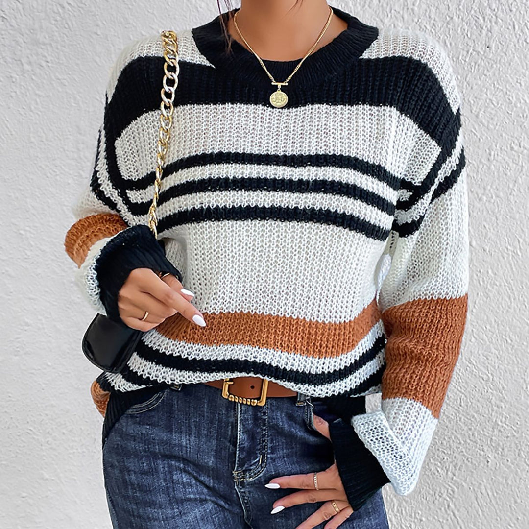 Dame moderigtig strikpullover med afslappet snit og brede striber Stilla