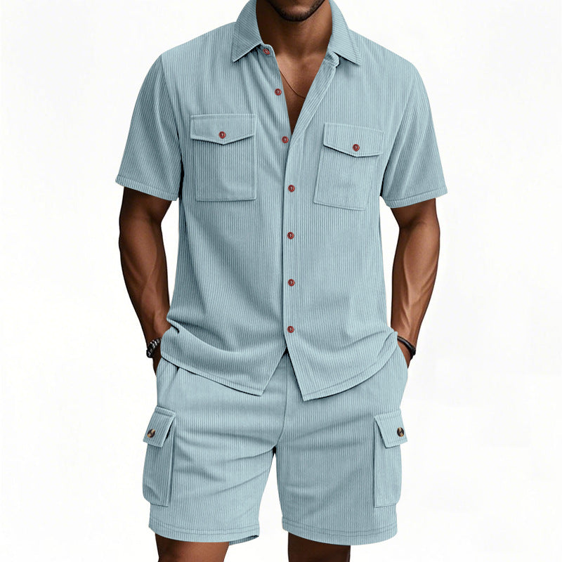 Herrer fritidsskjorte og shorts-sæt med afslappet design og praktiske lommer Stilla