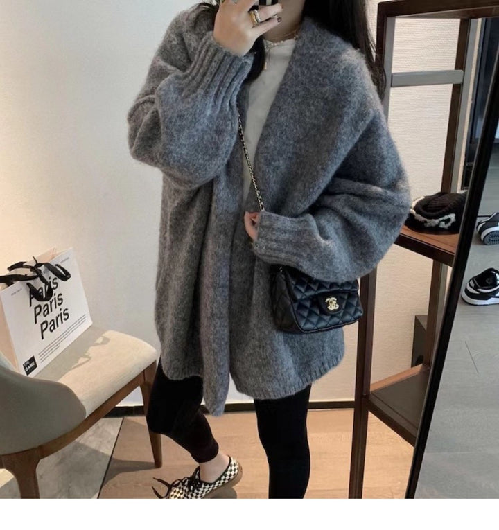 Kvinders oversized hyggelig sweater med dyb V-hals og lange ærmer Stilla