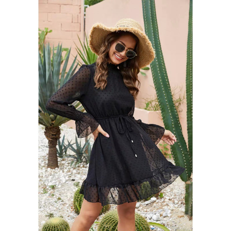 Femme Elegante Smocked Mini Kjole med Rynkekant Stilla