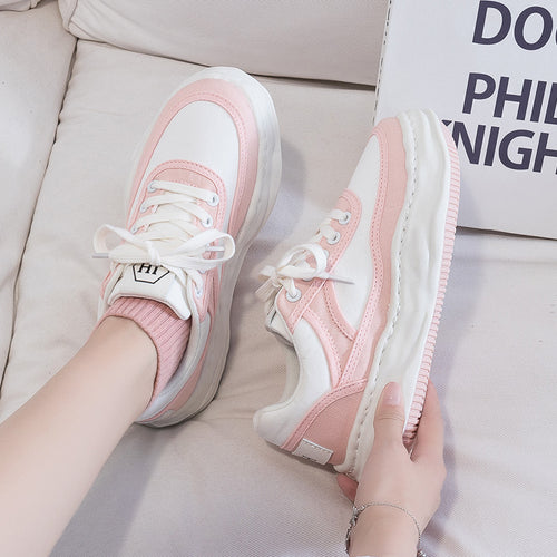 Dame sneakers i moderne chunky-design med fremragende dæmpning og skridsikker sål Stilla