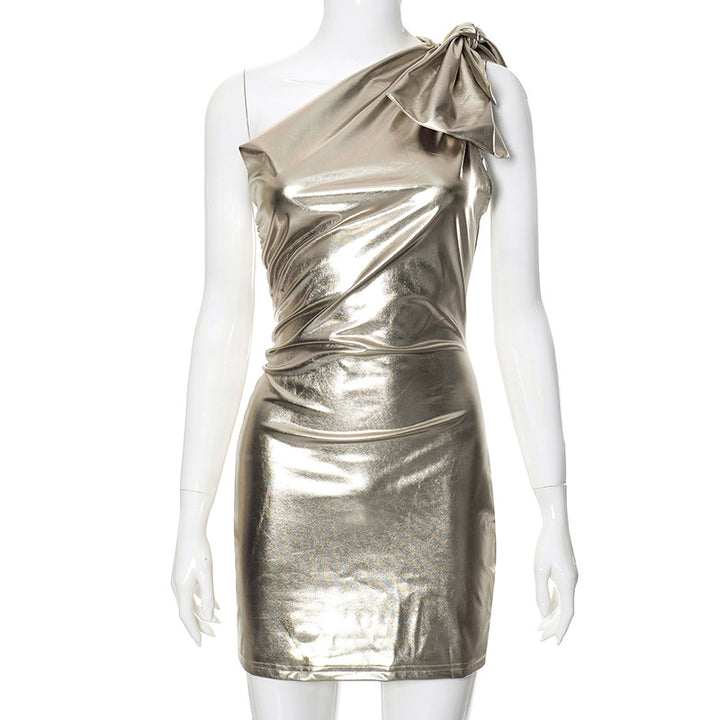 Dame Skinnende Minikjole med asymmetrisk skulderdesign Stilla