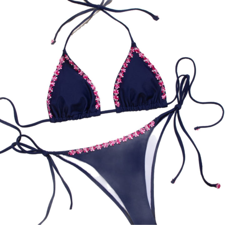 Dame triangel-bikini med florale accenter og justerbare stropper Skovae