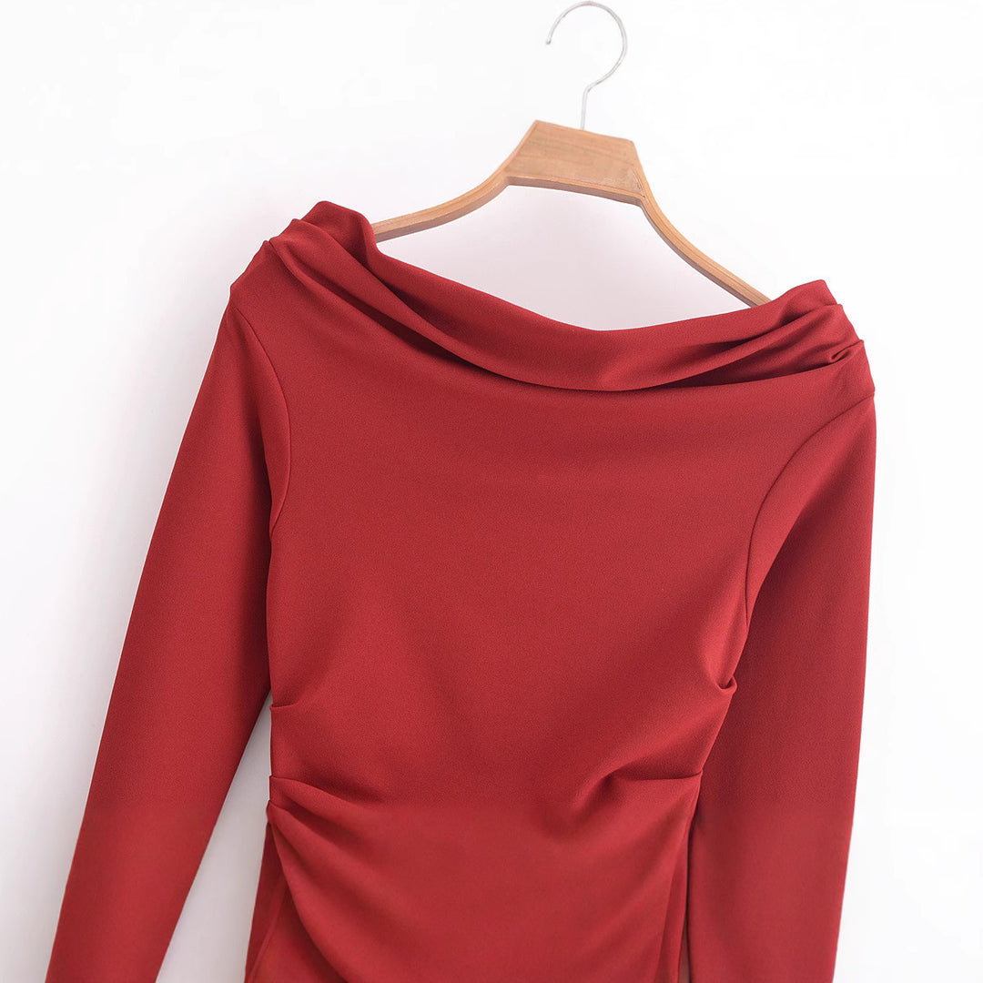 Femme Off-Shoulder Bodycon Kjole med Draperet Udsnit Stilla