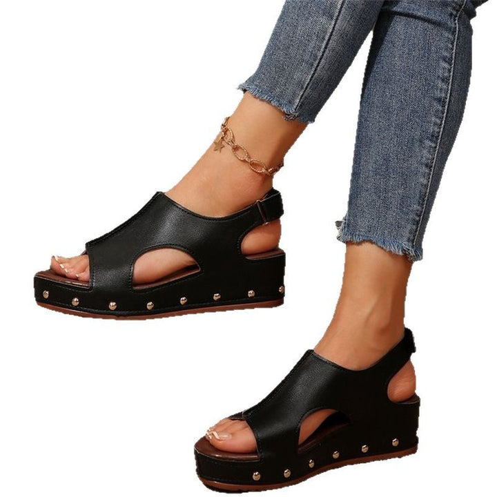 Dame Trendy Wedge-sandaler med åben tå og fashionable nitter Stilla