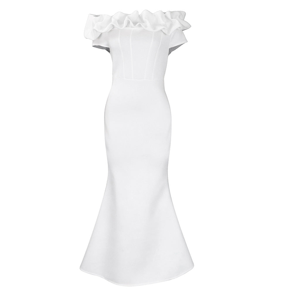 Dame Off-Shoulder Kjole med voluminøse Flæsedetaljer Stilla