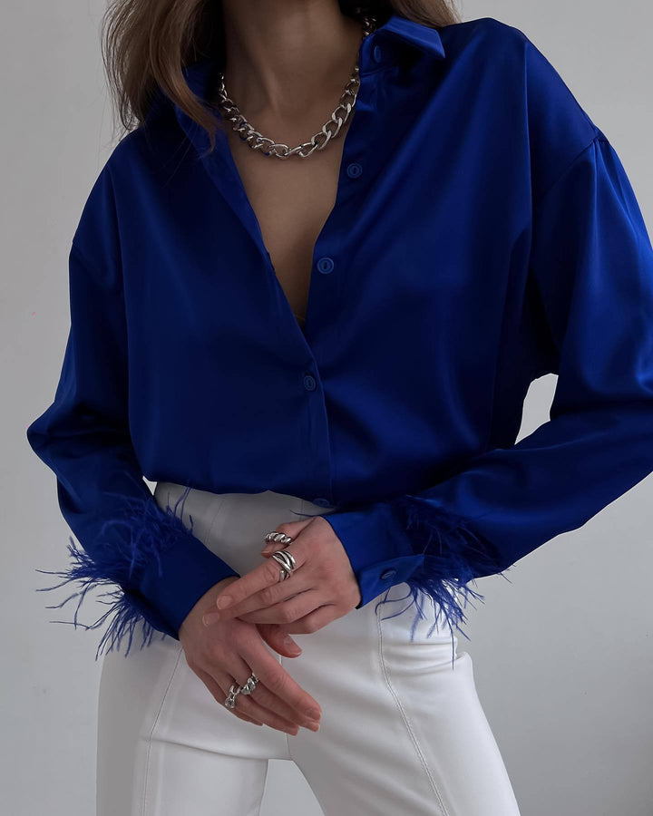 Dame Satin Bluse med elegante Fjer Stilla