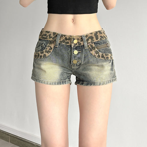 Dame leopardprint denimshorts med knapdetaljer og elastisk talje Skovae