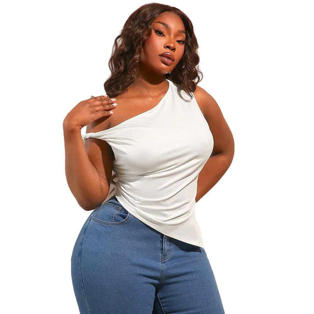 Dame asymmetrisk top med off-shoulder design og rynkning Skovae