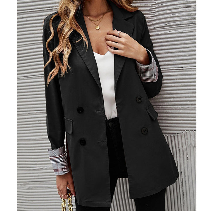 Dame Fashionabel Blazer med dobbelt knaplukning og elegante detaljer Stilla