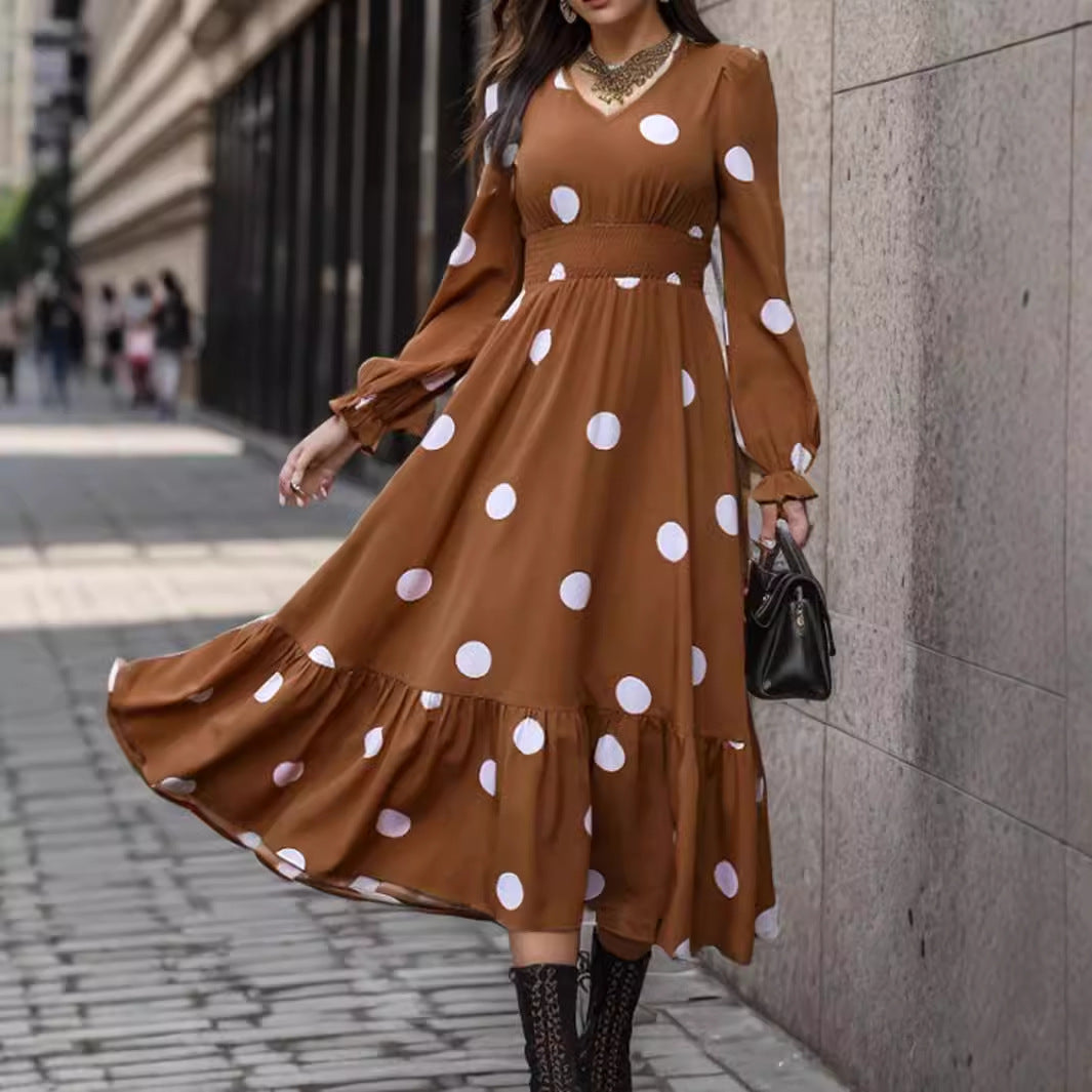 Dame maxikjole med puffærmer og trendy prik-designet Stilla