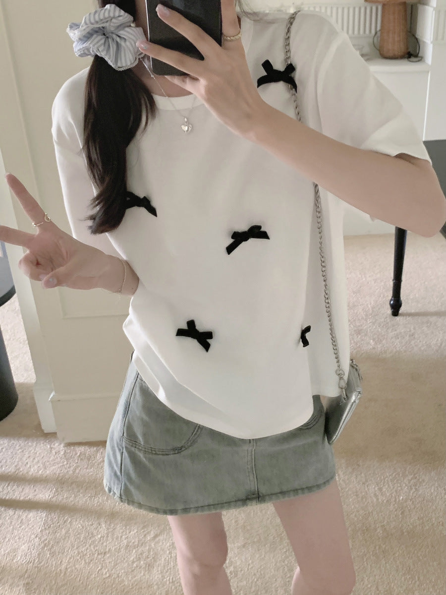 Femme Relaxed Fit Sløjfedetalje Grafisk Top Stilla