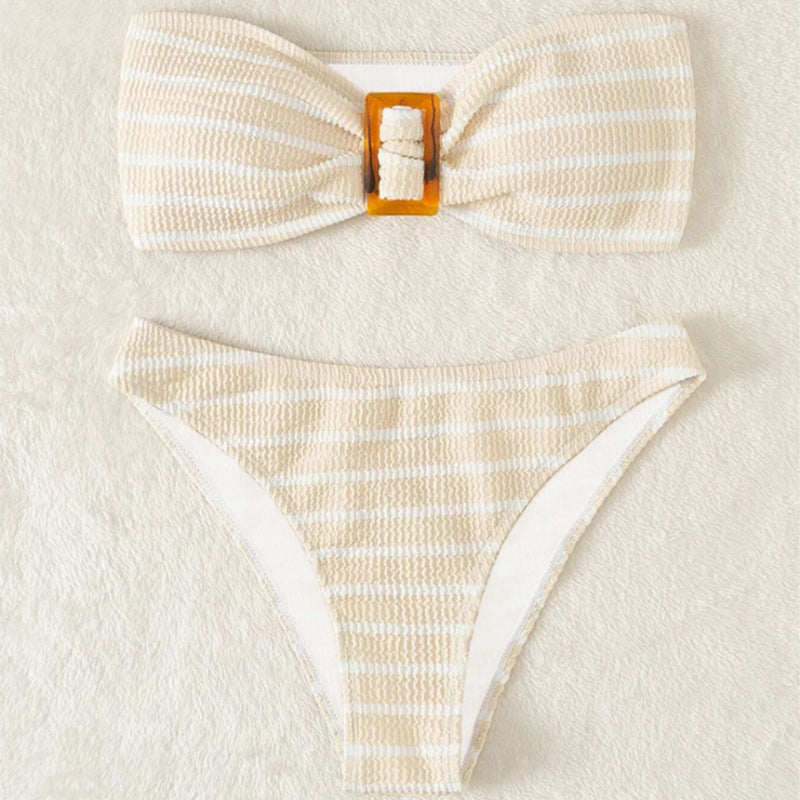 Dame bikini sæt med trendy bandeau-top og højt skåret slip Stilla