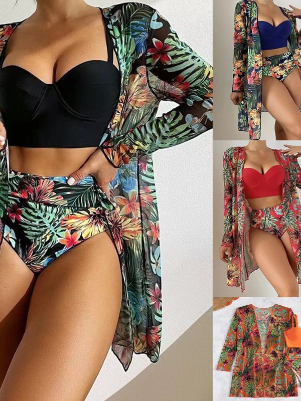 Dame strandoutfit med floralt cover-up og højt skåret bikini Stilla