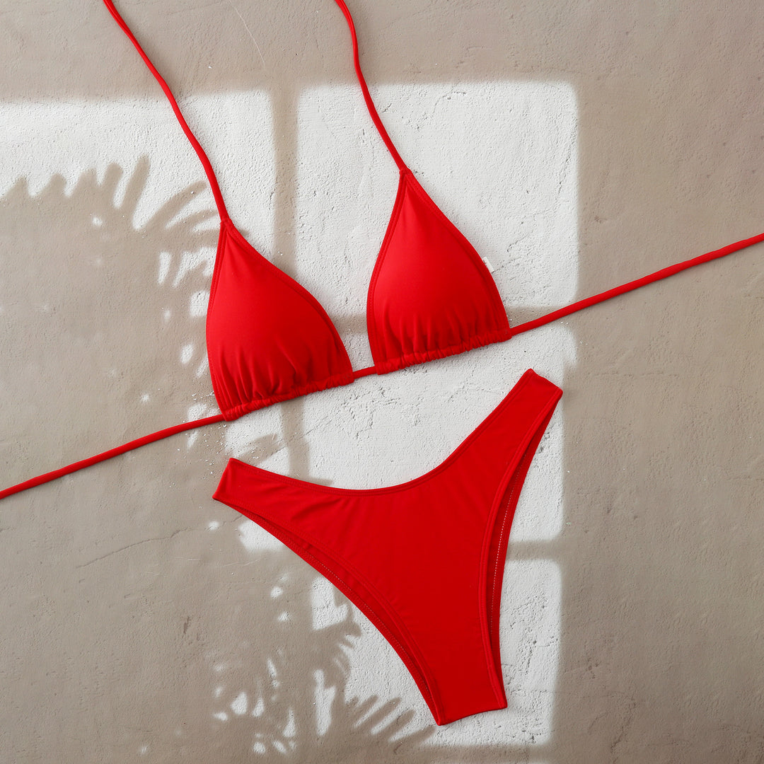 Dame bikini-sæt med justerbar trekant-overdel og højt skårne bundder Skovae