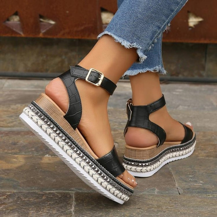 Dame Wedge-sandaler med gyldent akcent og anatomisk fodseng Stilla