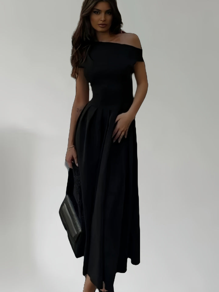 Dame Elegant Off-Shoulder Maxikjole med figursyet overdel og flydende skørt Stilla