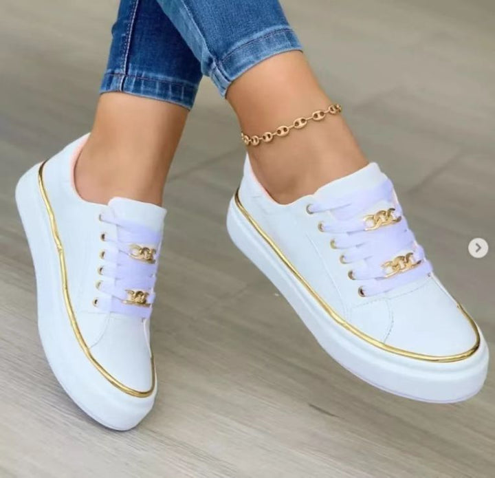 Dame Sneakers med moderne metallic-look og komfortabel sål Stilla
