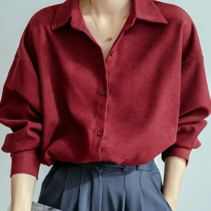Kvinders oversized bluse med elegant krave og afslappet pasform Stilla