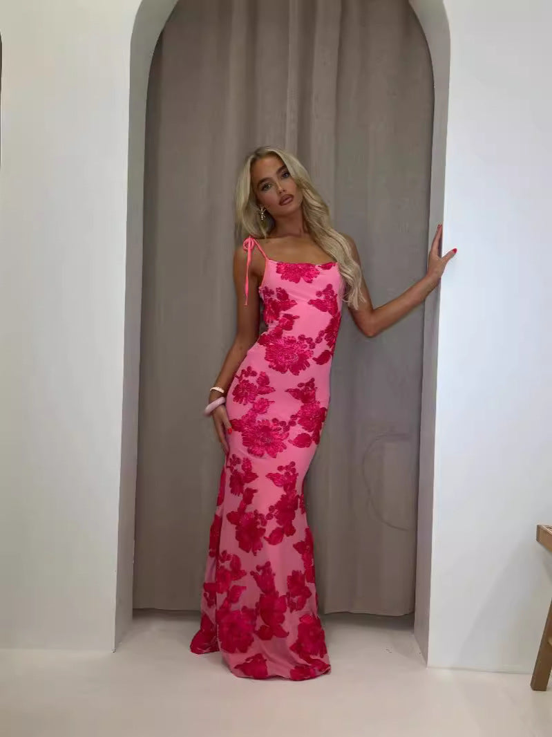 Dame Maxikjole med florale broderier Stilla