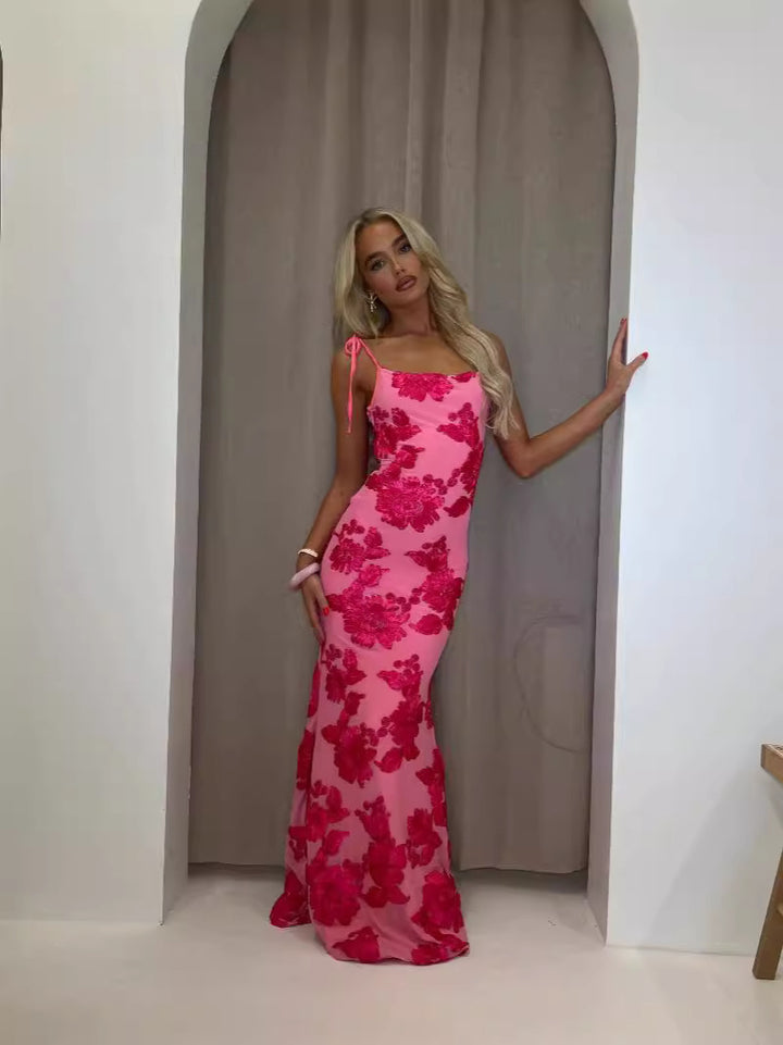 Dame Maxikjole med florale broderier Stilla