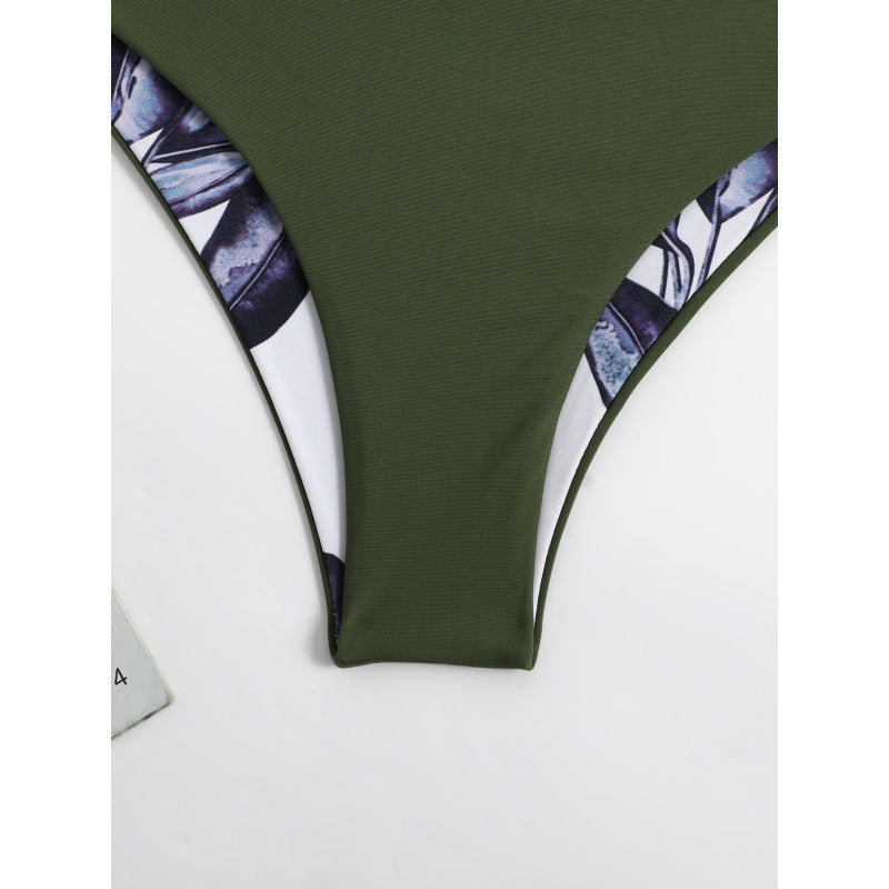 Dame triangel-bikini med moderigtigt blomsterdesign og ensidig strop Skovae