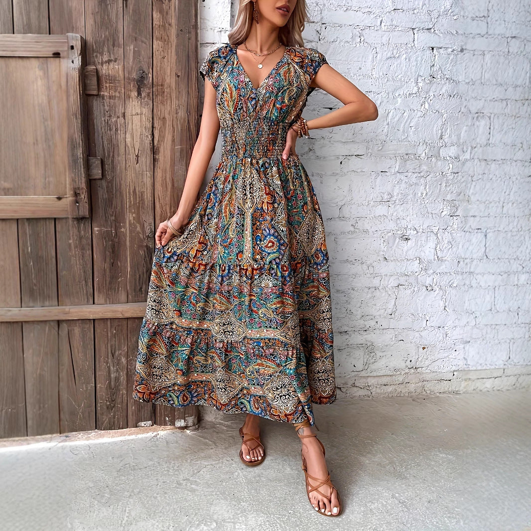 Dame Maxikjole med boho-inspireret mønstermix og elastisk overdel Stilla