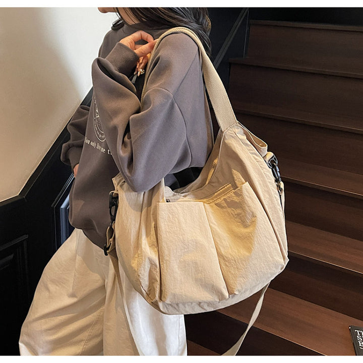 Femme Allvejr Utility Hobo Bag Stilla