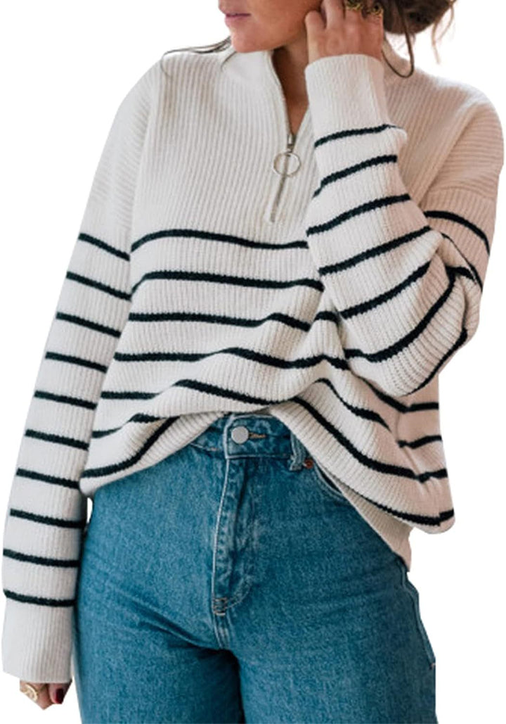 Dame afslappet sweater med kort lynlås og stribemønster Stilla