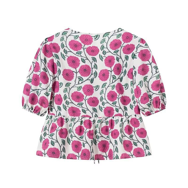 Dame sæt bestående af top og nederdel med blomsterprint og elegant indsnævring Stilla